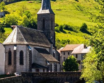 Maison de charme avec vue sur la montagne à Albaret-Sainte-Marie - Albaret-Sainte-Marie