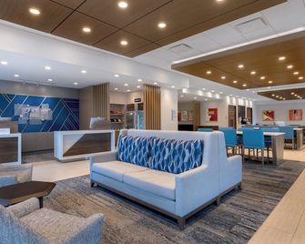Holiday Inn Express & Suites St. Thomas By IHG - Saint Thomas - Lounge