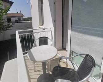 Hotel Valdor - Cavallino Treporti - Parveke