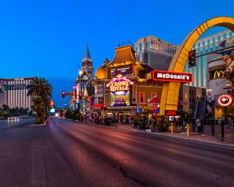 Best Western Plus Casino Royale - Las Vegas - Stue