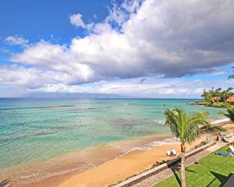 Lokelani C-201 - Oceanfront - 2 lanais! - Complimentary Activities! - Lahaina - Strand