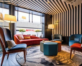 Hôtel Montparnasse Saint Germain - París - Lounge