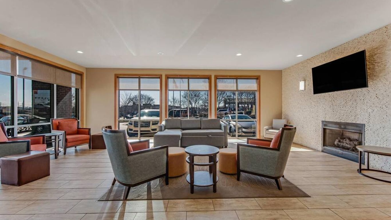 Comfort Suites Huntsville MidCity District at Research Park