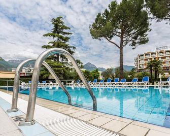 Hotel Gardesana - Riva del Garda - Pool