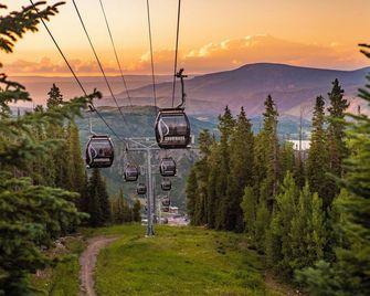 Snowmass Village by Gondola Resorts - Aspen - Balcony