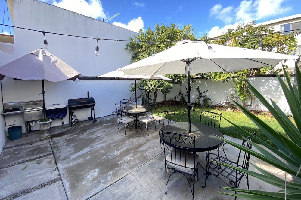 Quetzal House - تيجوانا - شرفة مرصوفة