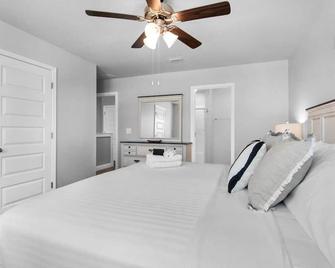 Cross Breeze-Gulf Breeze-Navarre, Near Beaches, Boat Ramp - Gulf Breeze - Bedroom