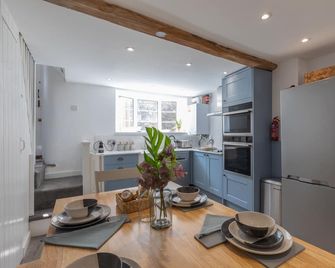 Lion Cottage - Holt - Eetruimte