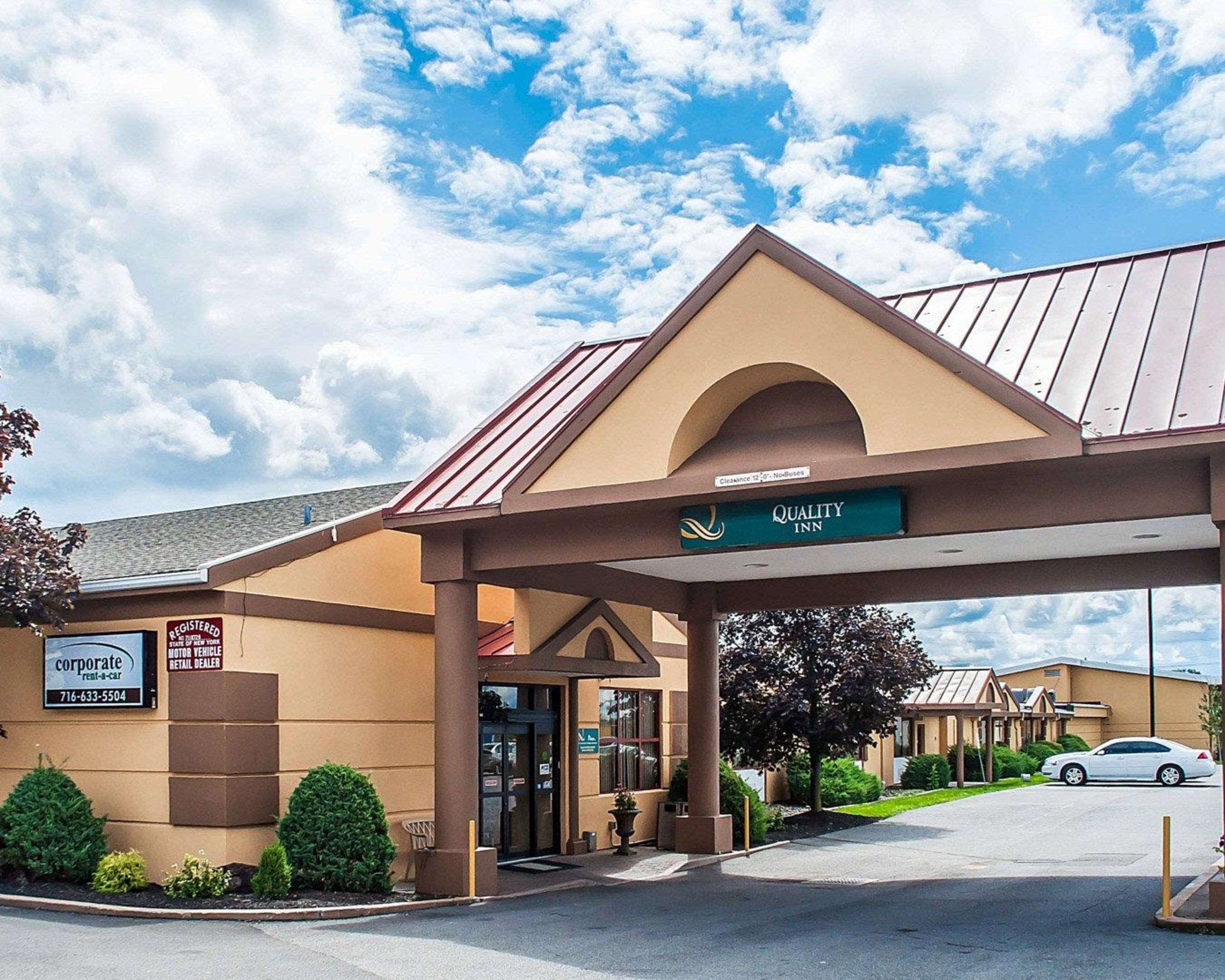 Quality Inn Buffalo Airport - بوفالو - مبنى