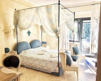 Le due palme Bed & Breakfast - Sirolo - Habitación