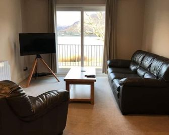 Duisky Apartment with view over loch Linnhe. - Fort William - Living room