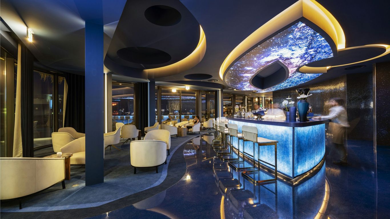 Savoy Palace - The Leading Hotels of the World - Savoy Signature