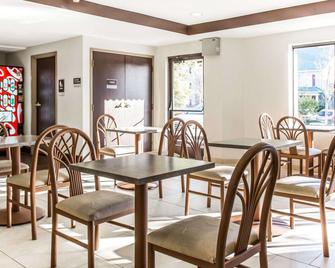 Sleep Inn Near Ft. Jackson - Columbia - Dining room