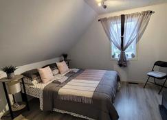 Comfy 1 bdrm apartment close to highway - Edmundston - Chambre