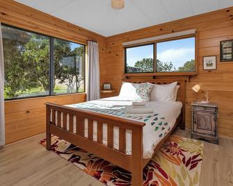 Enchanted Retreat - Kerikeri Holiday Home - Kerikeri - Habitación