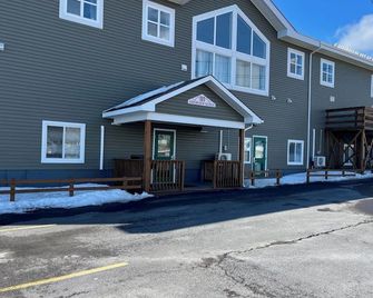 riverview suites - Clarenville - Gebouw