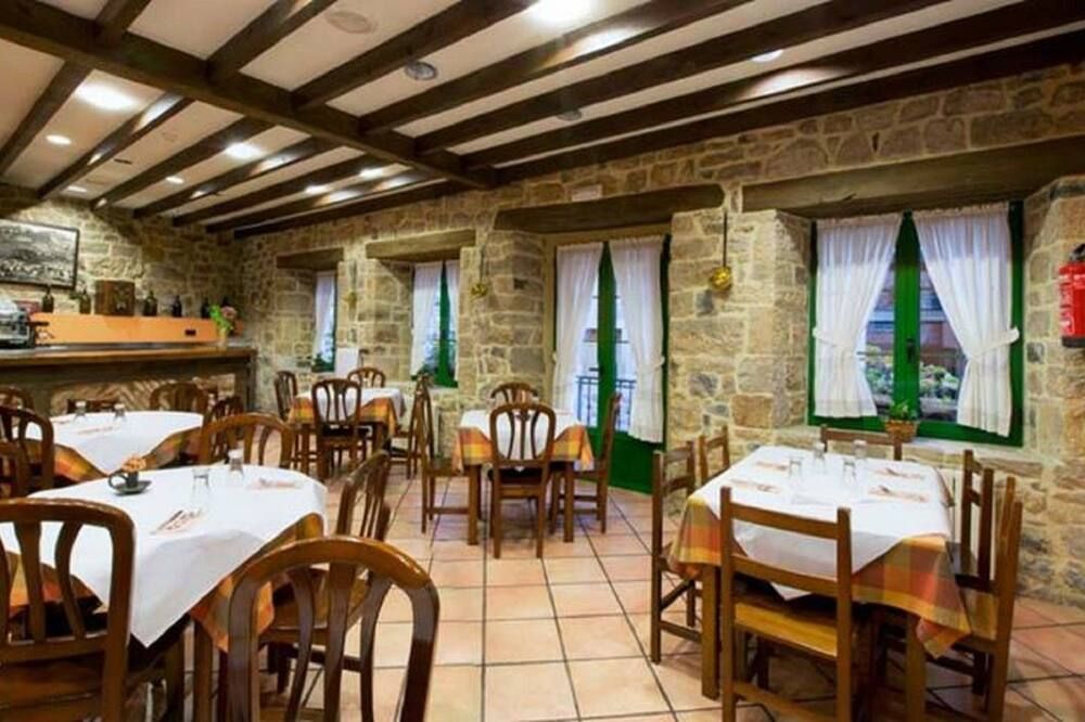 Hotel Villa de Cabrales - Las Arenas - Restaurante