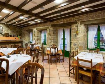 Hotel Villa de Cabrales - Las Arenas - Restaurante
