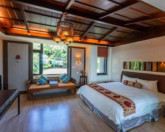 Azure Villa - Xiulin Township - Bedroom