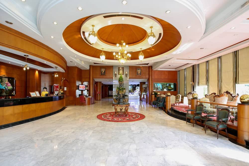 كوسا هوتل آند شوبينج مول