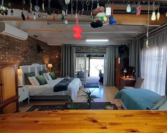 Vergenoegd Guesthouse - Cape Town - Bedroom