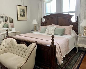 Brackenridge House Bed & Breakfast - San Antonio - Bedroom