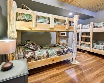 Cozy Lake Wissota Escape with Community Dock! - Chippewa Falls - Slaapkamer