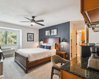 Byte-Sized Stay | Boston Commons - Centennial - Bedroom
