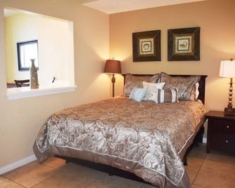 Destin West Beach Resort Villa Studio - Fort Walton Beach - Schlafzimmer