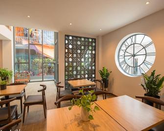 Mojzo Inn Boutique Hotel - Nha Trang - Restauracja