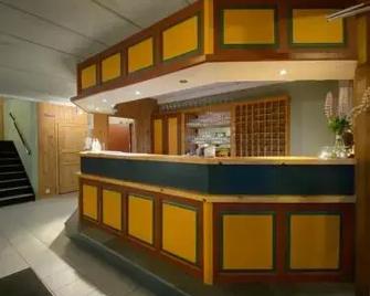 Trædal Hotel - Sunndalsøra - Front desk