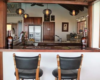 Sea Winds Villas - Korolevu