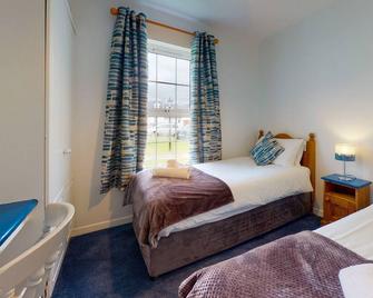 Dingle Harbour Cottages (3 Bed - Sleeps 6) Type B - Dingle - Sypialnia