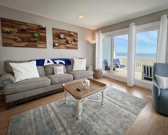 A Long Walk by Sea Scape Properties - Wrightsville Beach - Living room