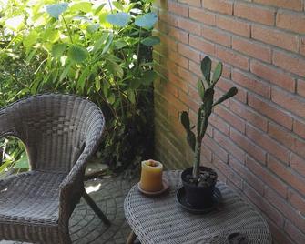 Grace House - Punta Marina - Patio