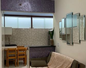 Condomínio Maranduba Ville II - Ubatuba - Sala de estar