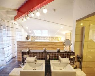 Hotel Jakob - Gross-Umstadt - Baño