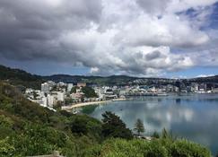 Incredible Views! Luxurious Studio & Outdoor Living - Wellington - Outdoors view