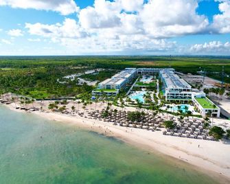 Serenade Punta Cana Beach & Spa Resort - Punta Cana