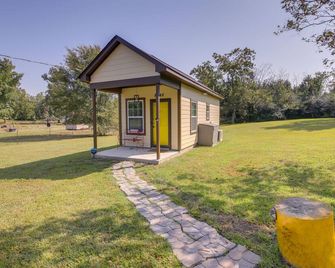 Quiet Millington Tiny House Near Naval Air Base! - Millington