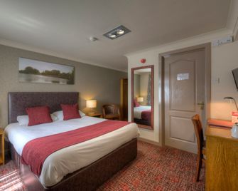 The Elms Hotel - Retford - Schlafzimmer