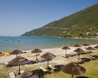 Nefeli - Vasiliki - Playa