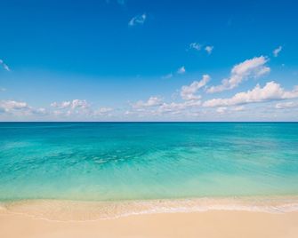 Newly renovated 3 Bed 2 Bath Condo on Seven Mile Beach - Cayman Brac - Playa