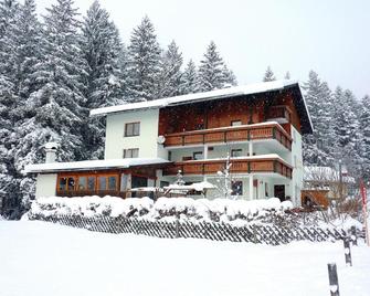 Appartement-Pension Familie Gewessler - Bad Mitterndorf - Budynek