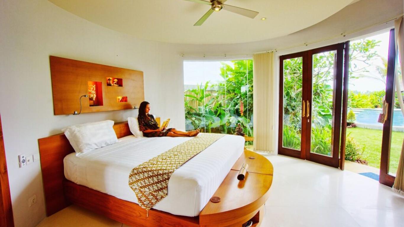 Floating Leaf Eco-Luxury Retreat