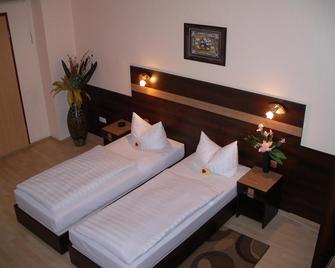 Hotel Elbe Street 34 - Frankfurt - Makuuhuone