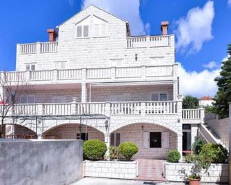 City Apartments Lani - Dubrovnik - Building