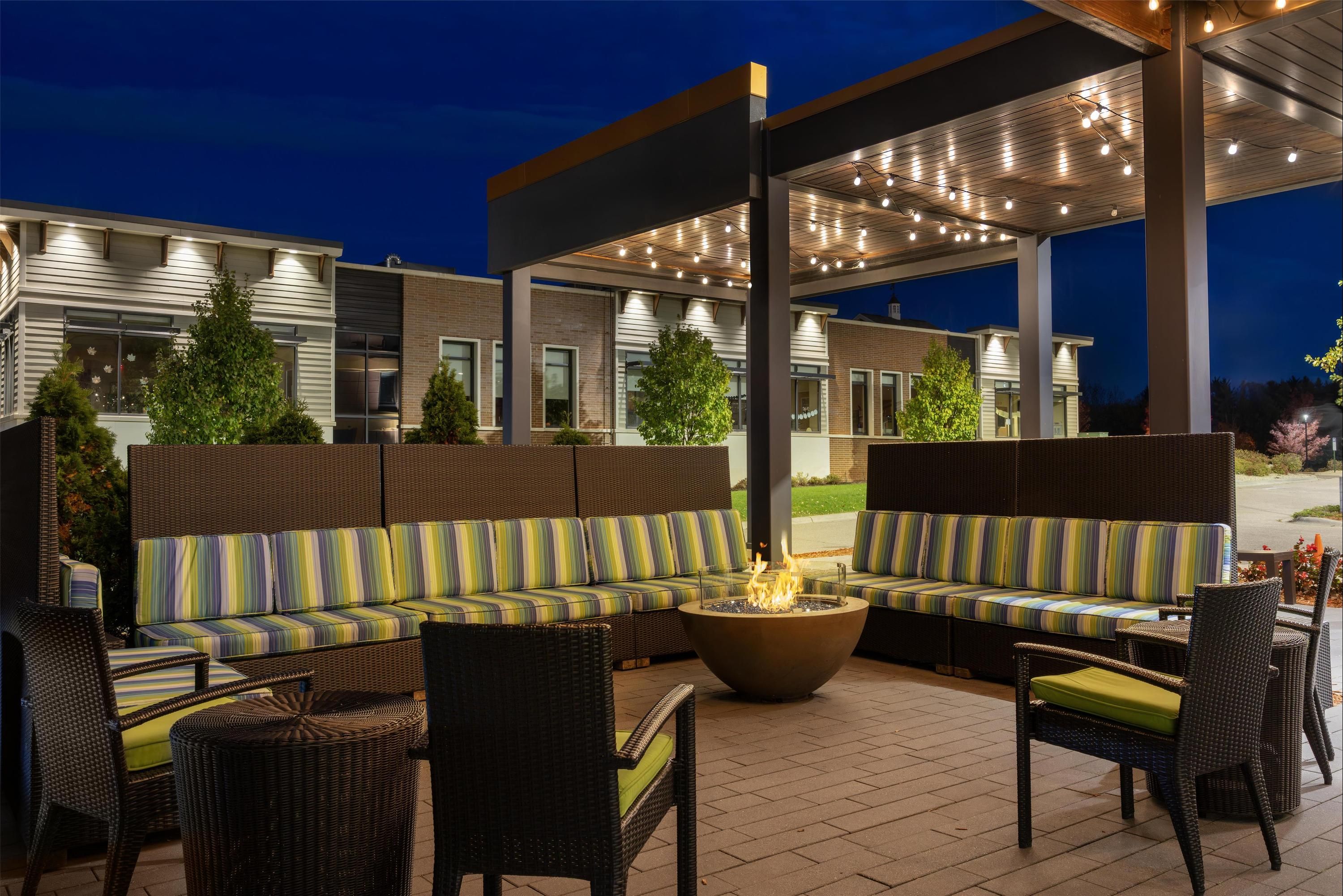 Home2 Suites by Hilton Minneapolis-Eden Prairie - Minnetonka - Gebäude