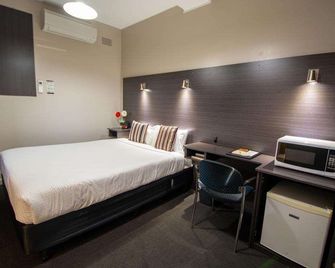 The Midcity Motor Lodge - Orange - Schlafzimmer