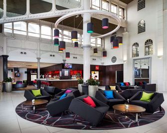 Park Inn by Radisson Cardiff City Centre - Cardiff - Lobby